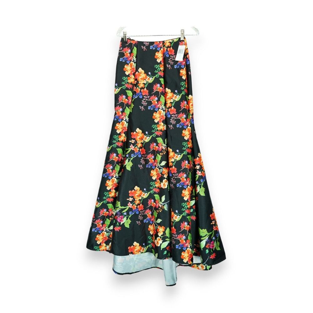 NWT City Studio Skirt Women's Size 1 Multicolor Floral Black  Maxi‎ Mermaid.